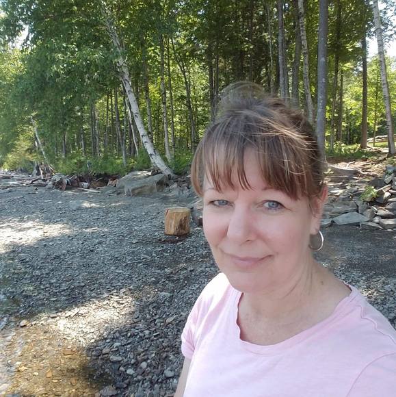 Meet your Posher, Brenda - Picture 1 of 1